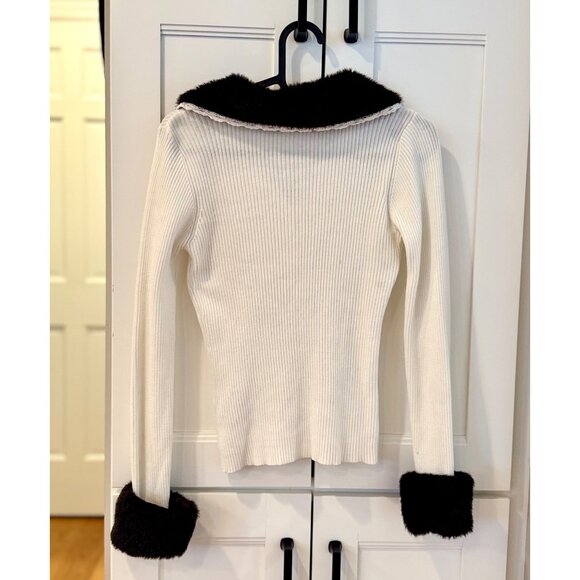 Y2K 90s Fashion Mary Kate and Ashley Girls Sweater Faux Fur Collar and Cuffs - Picture 4 of 6